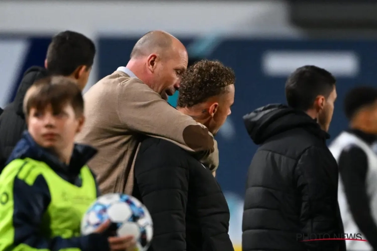 Noa Lang pakt vijfde gele kaart en mist Standard: "Hij keek echt uit naar die wedstrijd"