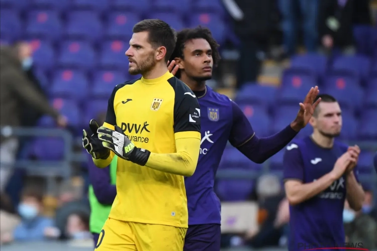 Spitsroeden lopen voor Anderlecht-spelers: "We moeten allemaal voor de spiegel gaan staani Dit is echt niet goed genoeg!"