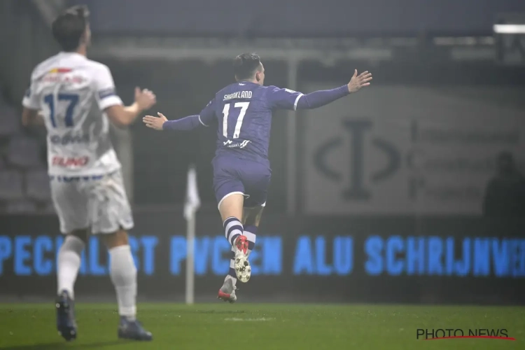 Beerschot-spits heeft best oren naar 1B-verhaal: "Ga ervan uit dat ik volgend jaar hier speel"