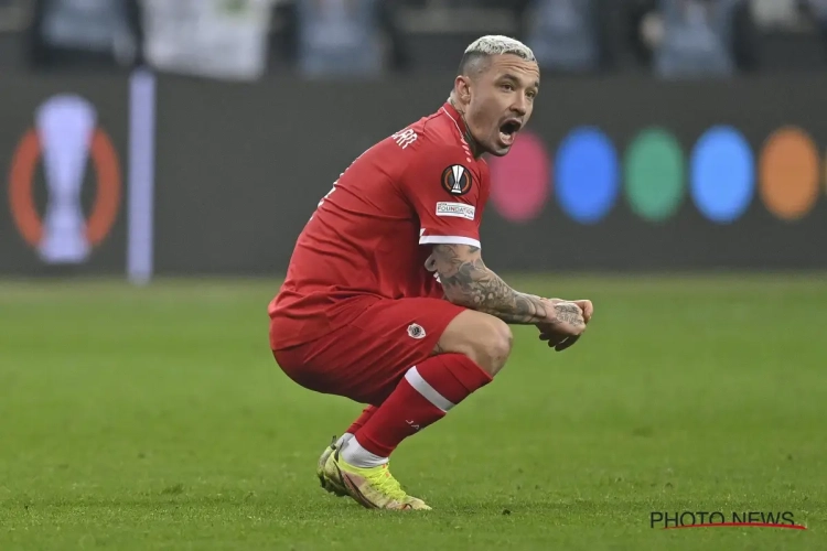 Radja Nainggolan wordt in zijn onderbroek gezet door de fans van Seraing
