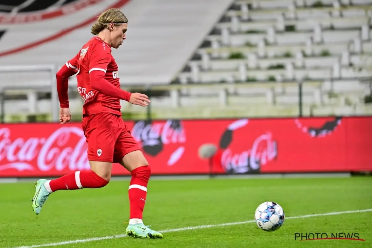 Onze man van de match: Fischer levensbelangrijk voor Antwerp met doelpunt en assist 