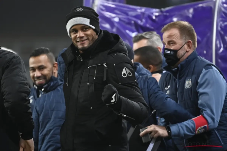 Kompany is "op zijn gemak" na prestatie Anderlecht: "En nu met het mes tussen de tanden naar Brugge"