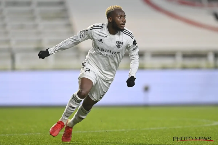 🎥 Er vielen donderdagavond enkele fantastische doelpunten op de Bosuil: Keita met een kanonskogel, Nainggolan moet niet veel onder doen