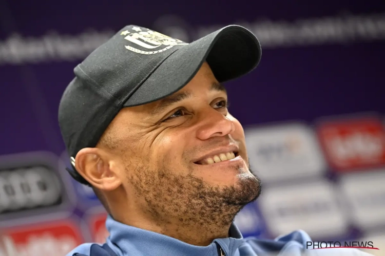 Kompany blij dat match tegen Club voor Nieuwjaar is en wil De Ketelaere niet te veel lof toezwaaien: "Maar het zegt genoeg over hoe ik over hem denk"