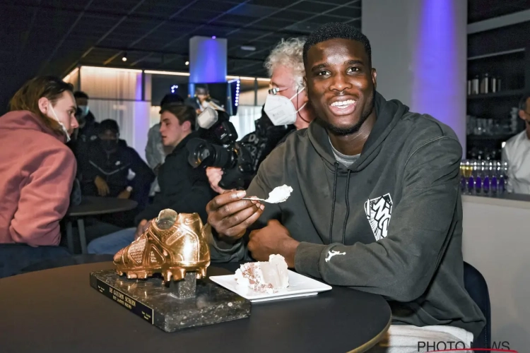 📷 In Beeld: de eerste werkdag van Paul Onuachu als Gouden Schoen