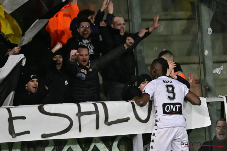 Vakoun Bayo kijkt naar boven na zege tegen Beerschot: "Begonnen er weer in te geloven na gelijkmaker"