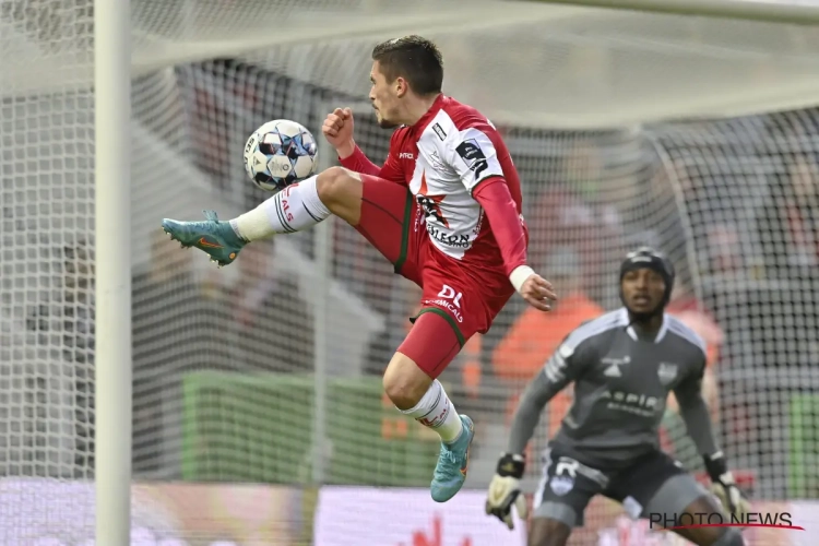 Goalgetters en coach reageren na levensbelangrijke zege: "Belangrijk voor de club" en "Enorme stap"