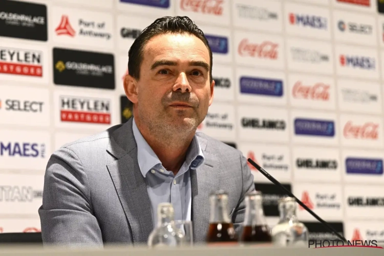 Marc Overmars begint aan nieuw hoofdstuk bij de Great Old: "Ik droom van Champions League-voetbal met Antwerp"