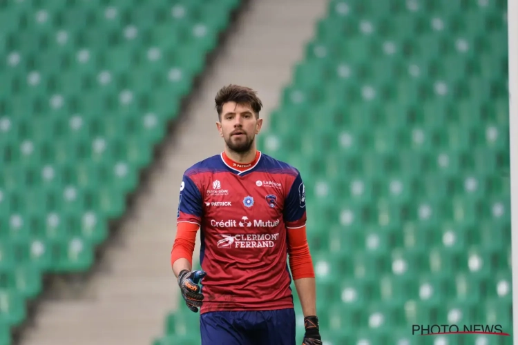 'Zulte Waregem wil nieuwe doelman in Frankrijk halen'