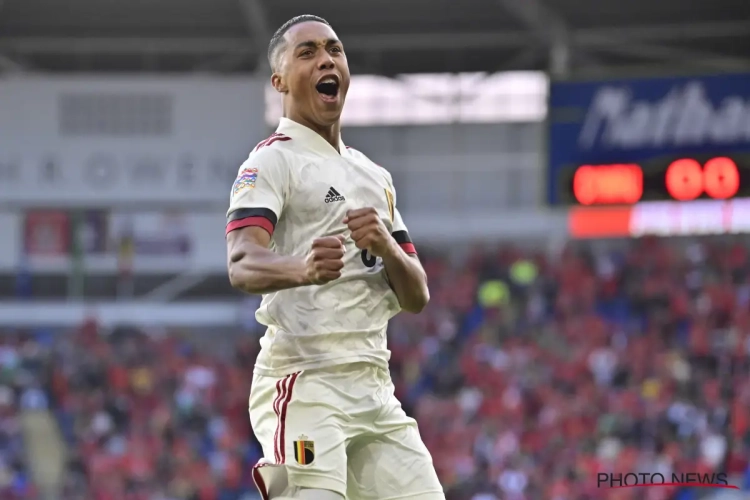 "Speelde als een aanvoerder": Tielemans kan nog eens écht overtuigen na sterke prestatie tegen Polen