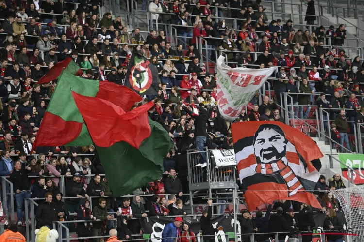 Stan Braem maakt kennis met het leven van profvoetballer: "Het is best pittig, maar ik wil voorbeeld zijn voor jonge spelers"