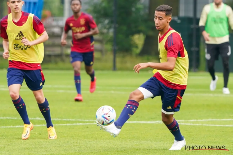 'Nederlands jeugdinternational geraakt er voorlopig niet uit met Ajax, Club Brugge ligt op vinkenslag'