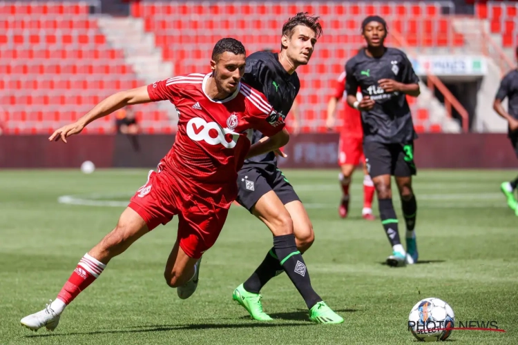 Selim Amallah uitgefloten door eigen publiek: "Niet ideaal om vlak voor WK van ploeg te veranderen"