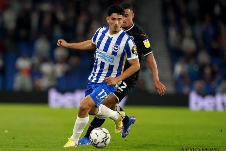 📷 OFFICIEEL: Standard haalt Colombiaanse middenvelder bij Brighton