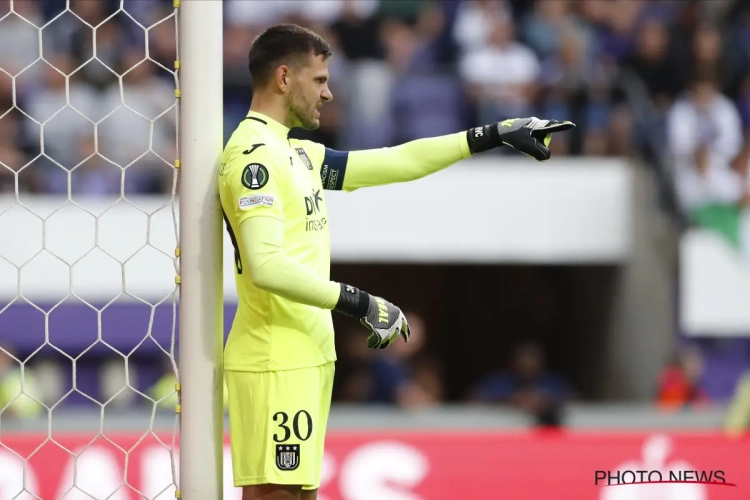 Van Crombrugge beseft dat Anderlecht de crisis moet bannen: "Dat is niet nieuw en het blijft een werkpunt"