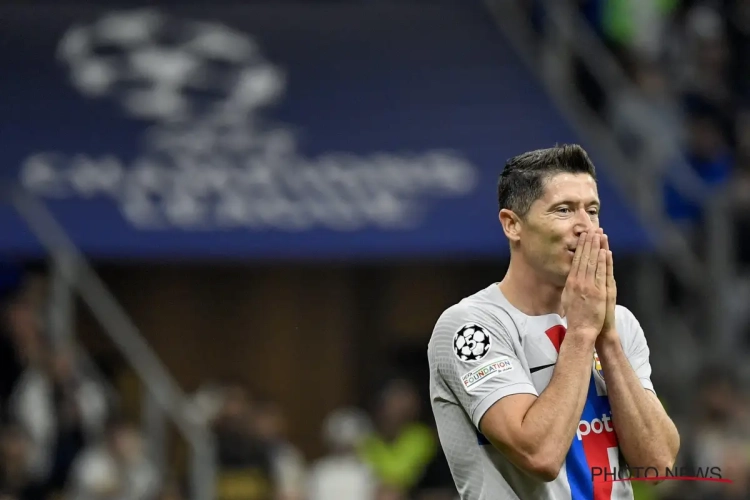 🎥 Dit gebaar richting ref na zijn rode kaart kan Lewandowski nog héél zuur opbreken