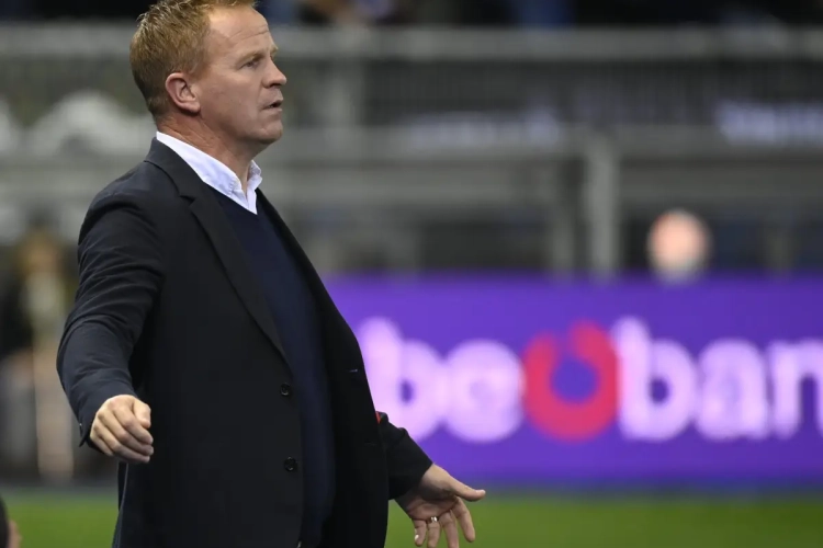 Wouter Vrancken ziet ploeg niet leren uit fouten: "Kan niet op dit niveau"