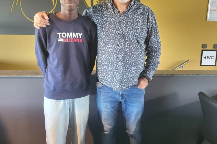 Eupen biedt 17-jarig talent een eerste profcontract aan 