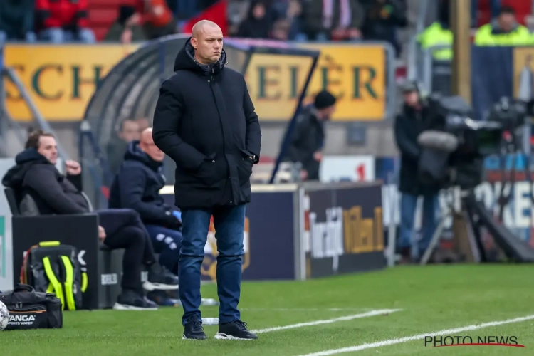 OFFICIEEL Trainersontslag in Nederland: Kevin Hofland is niet langer hoofdtrainer van Willem II