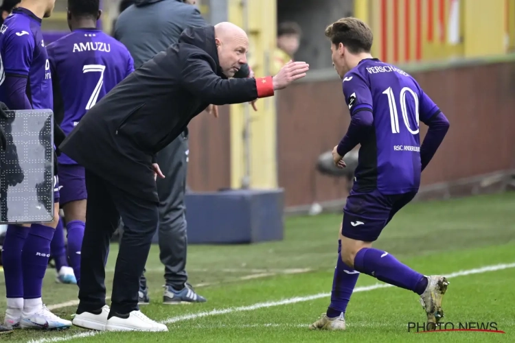 Riemer doet smeekbede aan zijn spelers: "Trap asjeblieft eens op doel!"