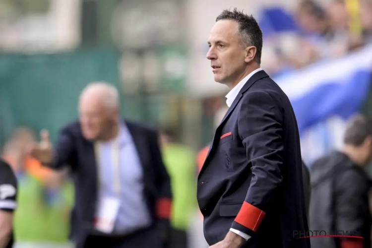 Standard Fémina speelt coach kwijt aan de mannen