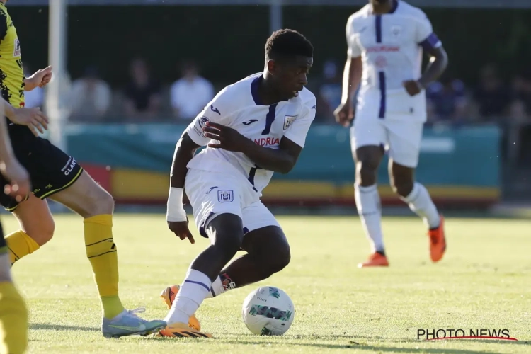 Anderlecht bevestigt vertrek van Sadiki en... geeft jongeling lik op stuk na uithaal richting Riemer