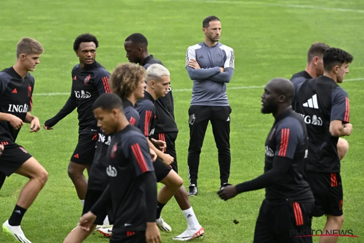 Verdediger blijft hopen op de Rode Duivels: "Natuurlijk denk ik erover na"
