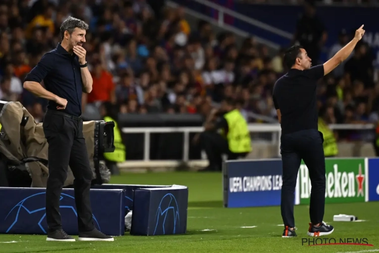 Van Bommel blijft stoute uitspraak herhalen over match tegen Barcelona