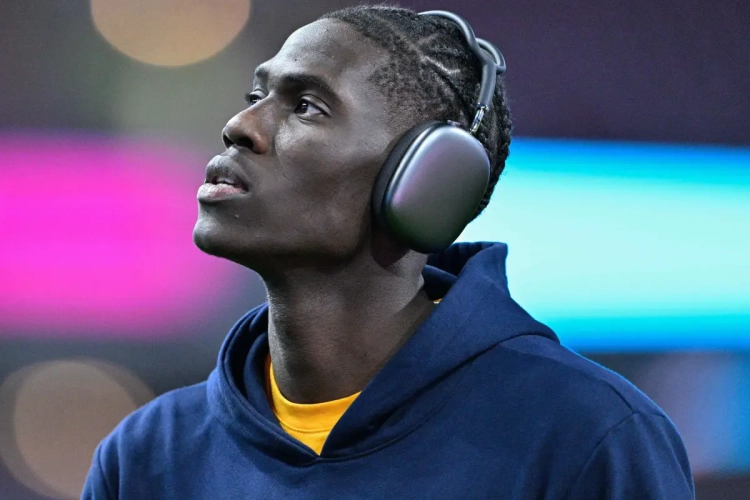 🎥 Amadou Onana brengt Vincent Kompany nog wat dieper in de problemen, De Bruyne ziet Man City punten morsen