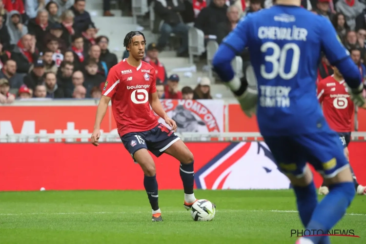 Prestigetransfer of paniekaankoop? 'Manchester United troeft Real Madrid af en gooit (veel te veel?) geld op tafel om speler binnen te halen'