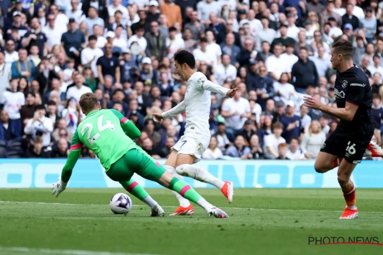 Twee keer paal én een redding op de doellijn:  Rode Duivel betrokken bij een van de meest bizarre fases van het weekend