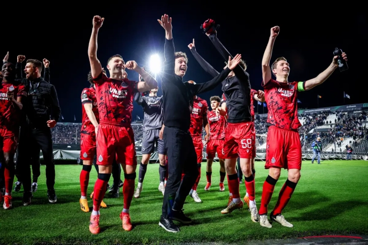 Iedereen is dol op Club Brugge-talent: "Wat een maturiteit. Ongelooflijk!"