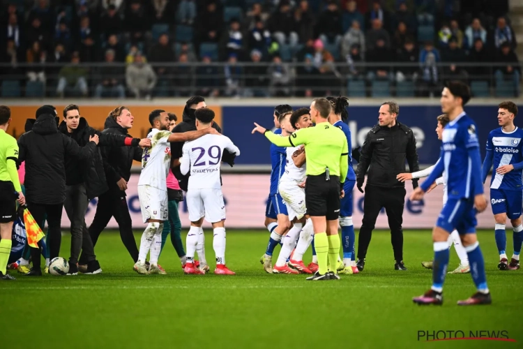 Anderlecht begrijpelijk misnoegd over rood N'Diaye, Gentse hoofdrolspeler laat ander geluid horen: "Wij zijn deze keer slimmer"