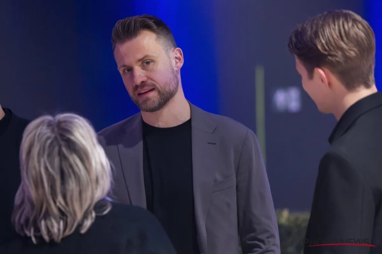 En dat in volle titelstrijd: Simon Mignolet en Dante Vanzeir stelen de show op gala van amateurvoetballers