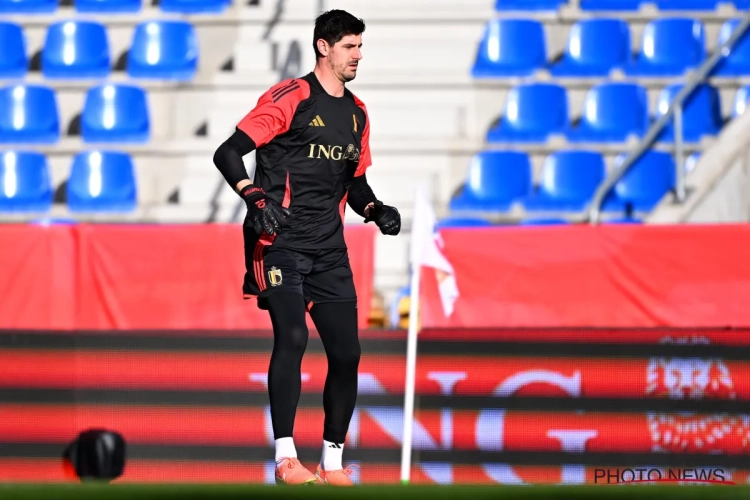 Thibaut Courtois zorgt voor controverse: supporters van Rode Duivels kijken raar op