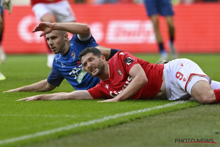 "Het is moeilijker tegen de kleine teams": Standard wacht vol spanning op Genk