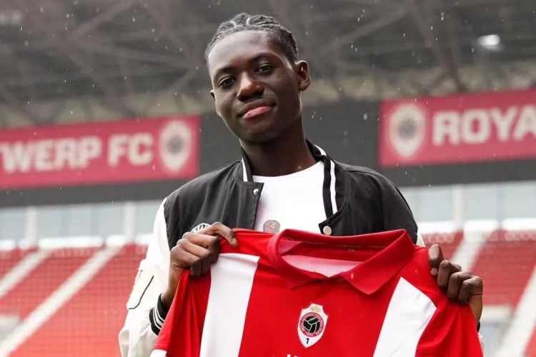 16 jaar en al bij de U23: Antwerp moet vertrek van groot Belgisch talent vrezen
