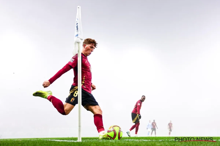 12 uur vliegen voor belangrijkste match van het jaar: deze Rode Duivel staat al voor heel groot moment in zijn seizoen