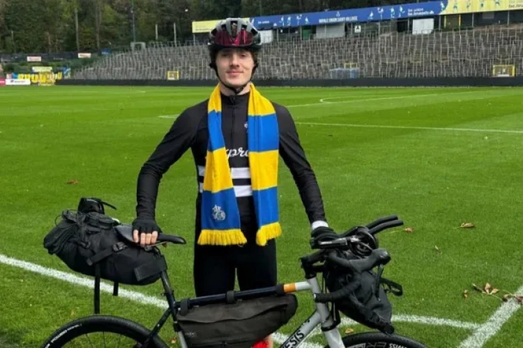 Van Brussel naar Madrid...met de fiets: de inspirerende uitdaging van een Union-supporter