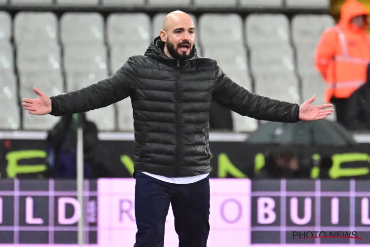 Iedereen verwacht ontslag Onur Cinel bij Cercle Brugge, maar...