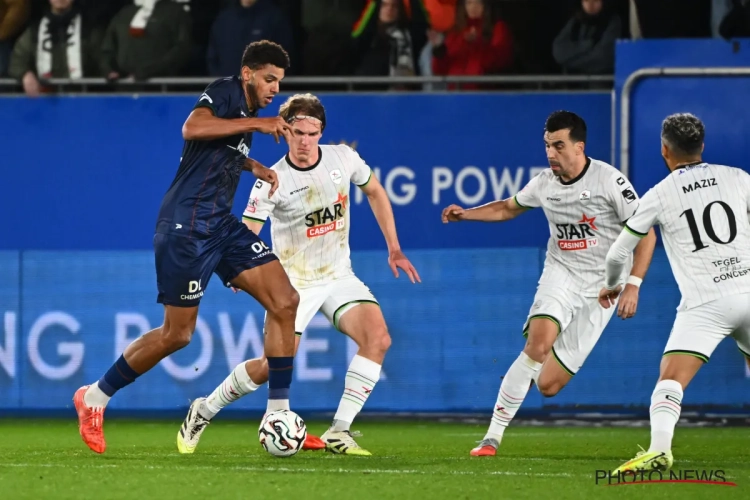 "Mijn grote spits houdt geen bal meer bij": JPL-coach duidt groot probleem, spits reageert