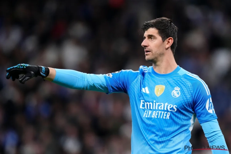 🎥 Thibaut Courtois grijpt naast trofee ... en wat een doelpunt voor Puskas Award!