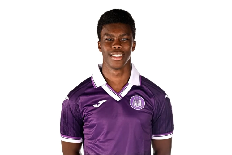 Het is gebeurd! Eerste speler geboren in 2010 heeft zijn profdebuut gemaakt