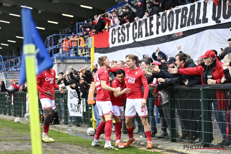 LIVE: Standard Luik en STVV nemen het tegen elkaar op voor een plek in Play-off1