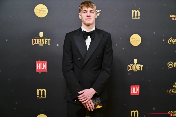 Opvallend signaal in crisistijden bij Anderlecht: Nathan De Cat bij de beste ter wereld