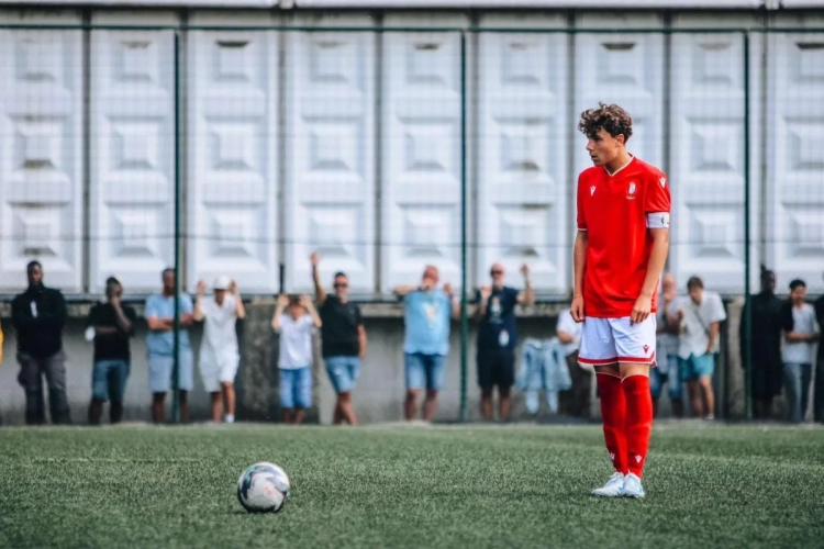 Standard haalt slag thuis: Rouches troefen AC Milan en Juventus af