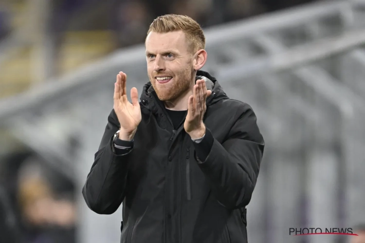 Edward Still krijgt ervan langs: "Ik erger me niet snel aan collega-trainers, maar..."