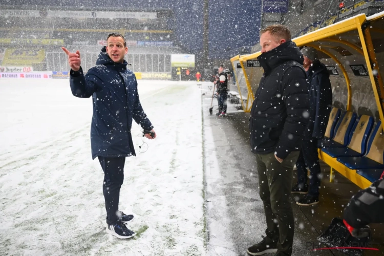 Ook winnende Vrancken boos op arbitrage, Vandenbroeck stuurt héél opvallende speler naar pers