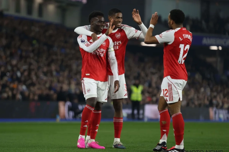 Manchester City krijgt ferme klap in titelstrijd, Arsenal doet gouden zaak