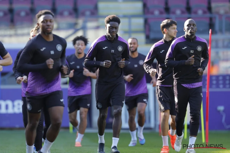 "Bim, bam, beieren - Wim Opbrouck zou sneller starten": Anderlecht-speler helemaal onderuitgehaald